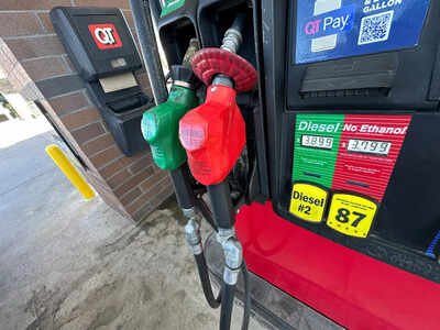 From office desks to dark streets: How the oil crunch is reshaping daily life in different nations