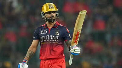 IPL 2026: Virat Kohli, Devdutt Padikkal shine as RCB chase down 202 with ease against SRH in season opener