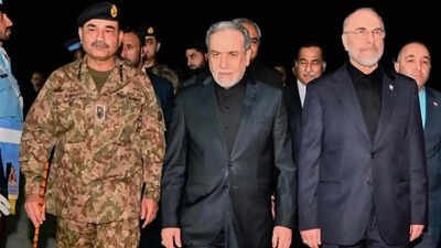 Pak Army chief Asim Munir with Iran's parliament speaker and Iran's foreign minister (File photo) Last-ditch bid for peace? Pakistan army chief Asim Munir lands in Iran to convey US offer