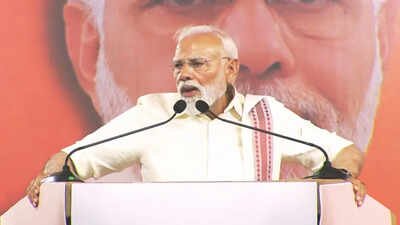 ‘Troubles DMK, Congress to see ordinary women rise’: PM Modi at Coimbatore rally