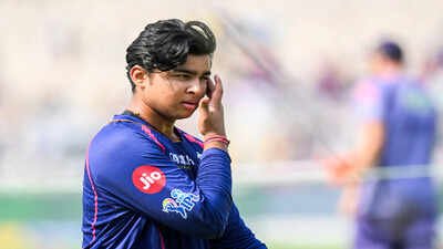 Vaibhav Sooryavanshi switches to MS Dhoni mode ahead of SRH clash - Watch