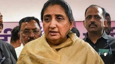 Baramati bypoll: Congress withdraws to pave way for Sunetra Pawar, 30 independent candidates still in fray