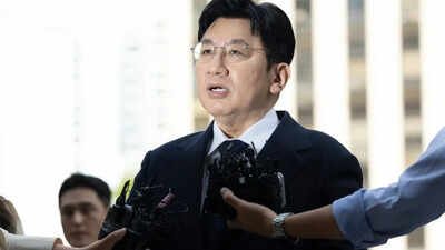 South Korean police seek to arrest Bang Si-Hyuk, K-pop music mogul behind BTS success