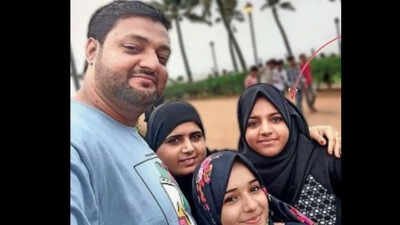 Mystery over death of 4 of Mumbai family hours after having watermelon