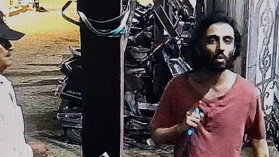 US-returned man stabs 2 security guards near Mumbai; cops probe 'religious' angle, ATS roped in