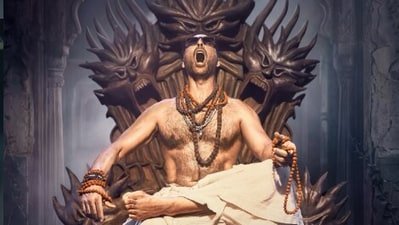 Akshay Kumar in a still from Priyadarshan's horror comedy Bhooth Bangla.