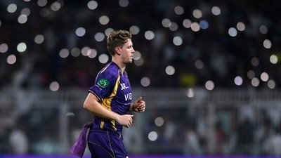 Cameron Green leaked 16 runs off the penultimate over of the match. (REUTERS)