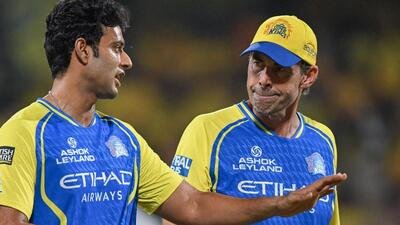 Chennai Super Kings head coach Stephen Fleming (R) with allrounder Shivam Dube. (ANI)