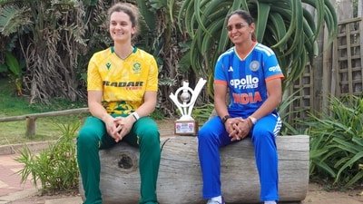 South Africa skipper Laura Wolvaardt with India captain Harmanpreet Kaur. (BCCI Women)