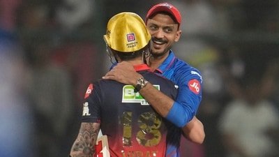 Axar Patel congratulates Virat Kohli after losing against RCB. (AP)