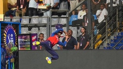 Shreyas Iyer attempts a catch of Hardik Pandya. (PTI)