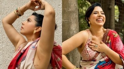 Rajshri Deshpande flaunts her scars from breast cancer surgery.