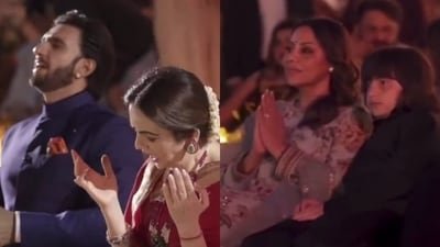 Ranveer Singh, Gauri Khan and AbRam enjoying bhajan session.