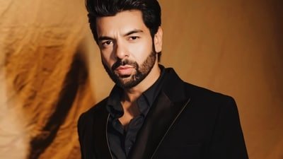 Vipul Roy's complaint alleges that currency and jewellery was stolen from his cupboard.