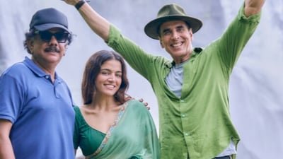Wamiqa Gabbi and Akshay Kumar's picture with Priyadarshan from Bhooth Bangla set.