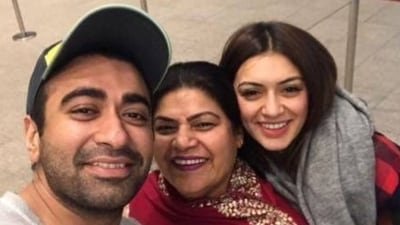 Hansika Motwani recalls how her mother and brother supported her decision to divorce Sohael Khaturiya.