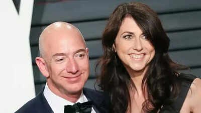 After giving away $26 billion in donations, MacKenzie Scott is still worth billions as ...