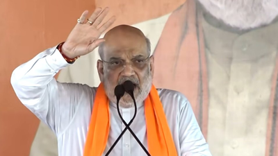 'People will respond to bombs with ballots': Amit Shah in Bengal, warns 'jail' for TMC 'goons'