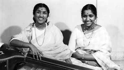 When Asha Bhosle slammed criticism of Lata Mangeshkar and she having 'monopoly' in Bollywood: 'Dilip Kumar has been working for 50-60 years'
