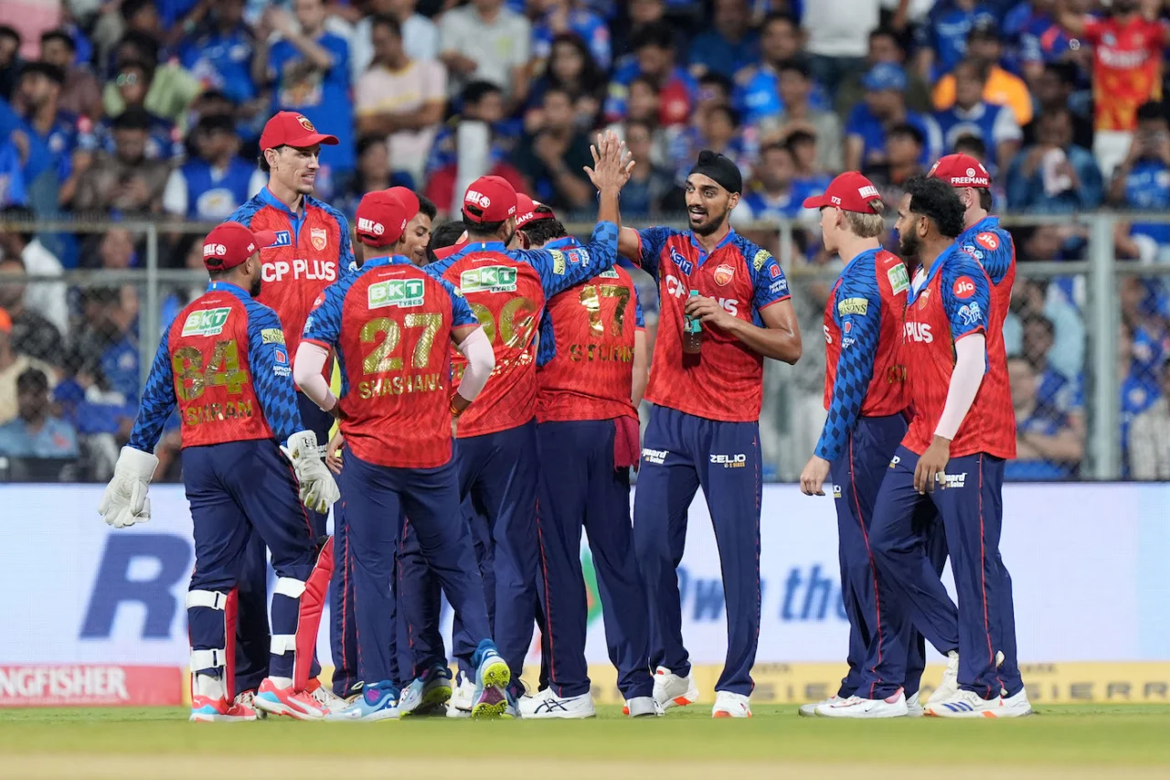 IPL 2026 Playoff Scenarios: How Many Wins Each Team Needs to Qualify?