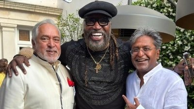 Chris Gayle with Vijay Mallya and Lalit Modi. (X images)