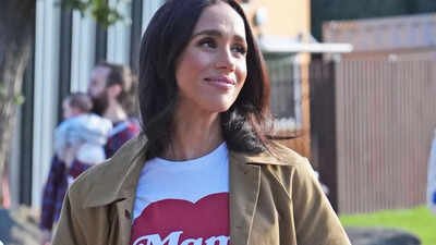 Meghan Markle’s ‘Mama’ shirt sends an emotional yet powerful message during Australia trip with Prince Harry