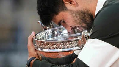 Reigning champion Carlos Alcaraz says he won't defend his French Open title; here's why
