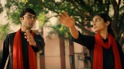 Nukkad Naatak is available to watch on Netflix.