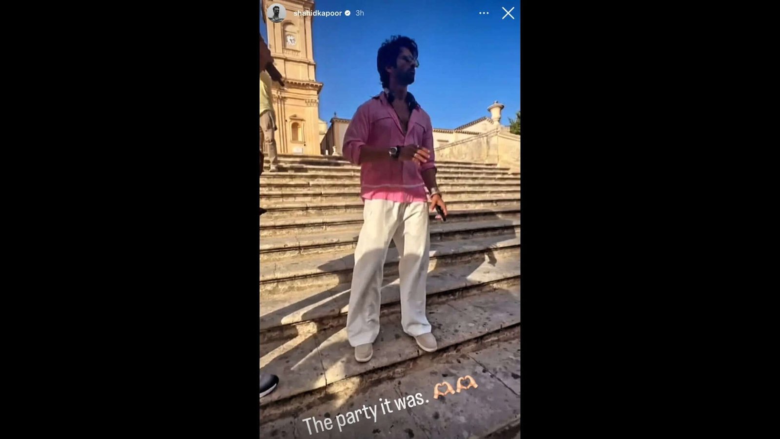 Shahid Kapoor Cocktail 2 Instagram Story (Image Credits Instagram) (4)