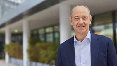 Siemens to prioritise AI investments in US and China instead of Europe; as CEO Roland Busch says: I cannot explain to my shareholders why I am …