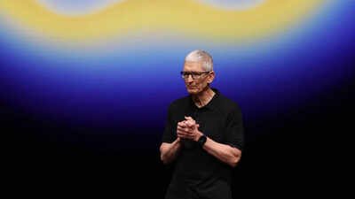 Tim Cook gives employees three reasons he chose now to step down as Apple CEO after 15 years