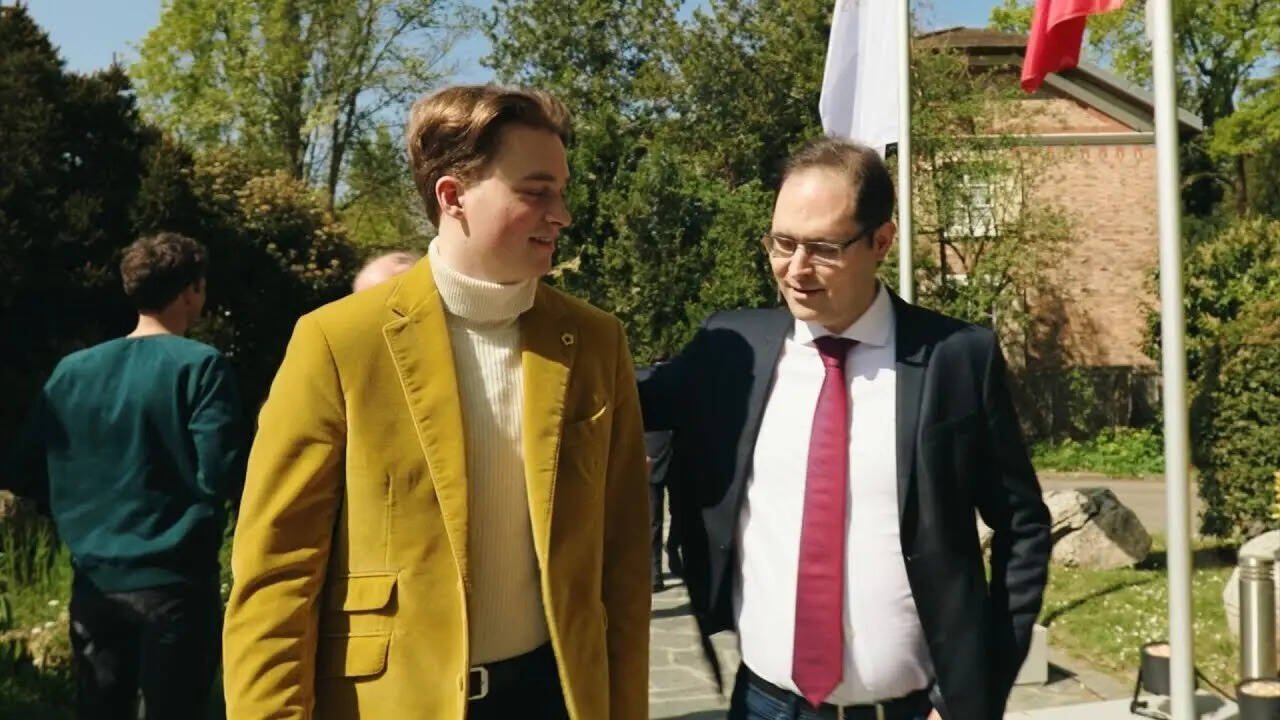 Vincent Keymer with Péter Lékó