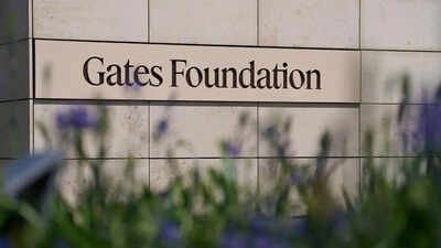 Weeks after Bill Gates announced his plan to shut down Gates Foundation; CEO sends 'layoff memo' to employees saying: This is a challenging time for our organization in ...