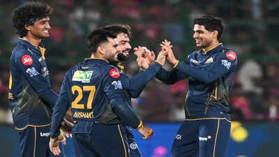 GT raise IPL 2026 playoff qualification chances to 72.52%, but Rajasthan Royals remain ahead at 80.31%