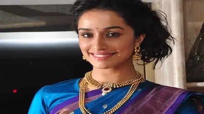 Shraddha Kapoor has officially completed filming for 'Eetha,' the captivating biopic that chronicles the life of revered Tamasha performer Vithabai Narayangaonkar. Set against the backdrop of Maharashtra from 1940 to 1990, the movie culminates in a visually stunning montage sequence filmed in Bhor. Shraddha Kapoor wraps Vithabai biopic ‘Eetha’ shoot after 60 day schedule in Bhor with grand montage song featuring 800 people