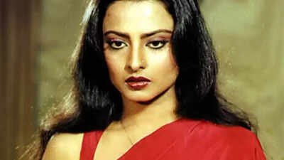 When Rekha admitted being in love with Amitabh Bachchan: 'Why should I be singled out?'