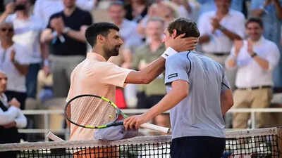 Novak Djokovic hits out at Paris crowd after boos: 'I won't play any more French players'