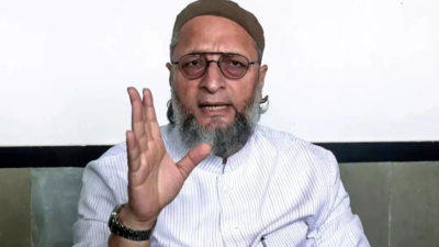 'If namaz on road wrong, ban all festival celebrations': Owaisi points at 'double standard'