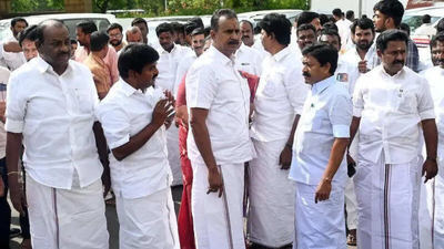 AIADMK fight gets uglier: EPS and rebel leaders trade charges