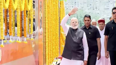 Sub-inspector among 6 cops suspended over explosives on PM Modi convoy route in Bengaluru