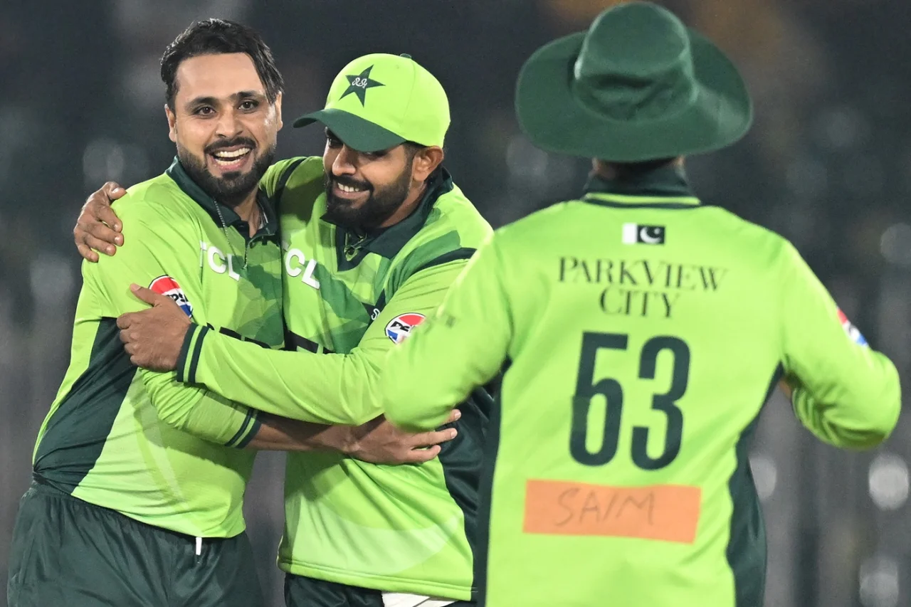 Yorkshire sign Faheem Ashraf for Vitality Blast, County Championship