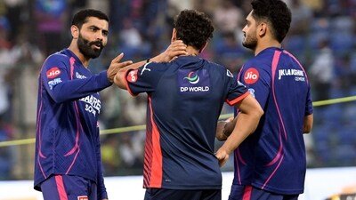 Rajasthan Royals' Ravindra Jadeja interacts with Delhi Capitals' Kuldeep Yadav (C) during a warm-up session before the Indian Premier League 2026 (Jitender Gupta)