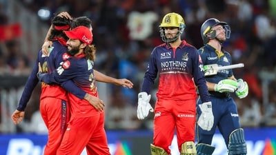 Krunal Pandya and his RCB teammates celebrate Jos Buttler's dismissal. (ANI Pic Service)
