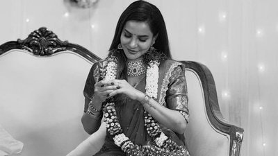Ashu Reddy recently got engaged and posted pictures of the ceremony.