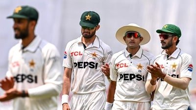 It was a much-improved bowling performance from Pakistan on day two. (AFP)