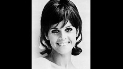 Born in Paris in 1942, Longet first worked as a dancer with the Folies Bergère revue in Las Vegas. (Wikimedia Commons)