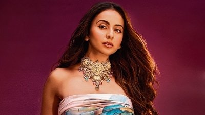 A video featuring actor Rakul Preet Singh during her recent visit to Gir National Park has gone viral on social media, triggering a debate among netizens over wildlife safety rules and celebrity privilege. (Photographer: Tejas Nerurkar) A video featuring actor Rakul Preet Singh during her recent visit to Gir National Park has gone viral on social media, triggering a debate among netizens over wildlife safety rules and celebrity privilege. (Photographer: Tejas Nerurkar)