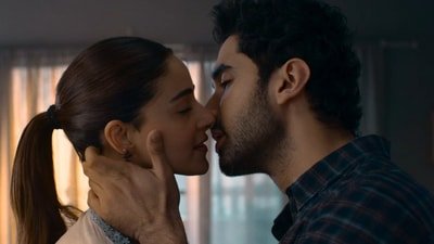 Lakshya-Ananya Panday’s Chand Mera Dil faces CBFC cuts. (YouTube ) Lakshya-Ananya Panday’s Chand Mera Dil faces CBFC cuts. (YouTube )