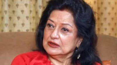 Moushumi Chatterjee spoke about tying the knot at the age of 15. (YT/Nayandeep Rakshit)