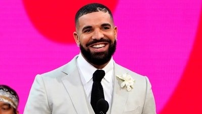 Drake appears at the Billboard Music Awards n Los Angeles on May 23, 2021. (Chris Pizzello/Invision/AP)